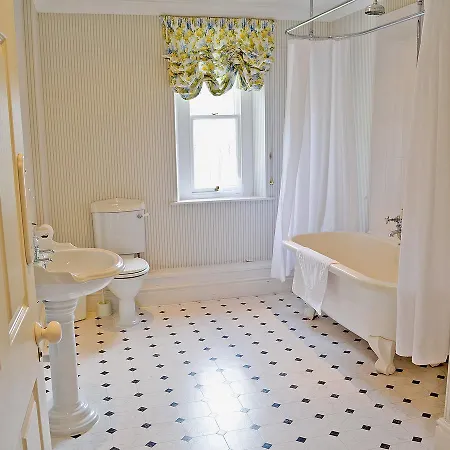 Shorrock House بيت للعطل